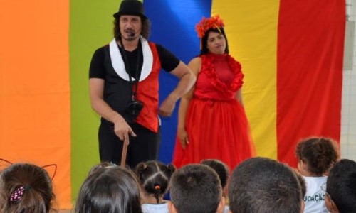Escolas de Porto Real recebem projeto Cinestesia